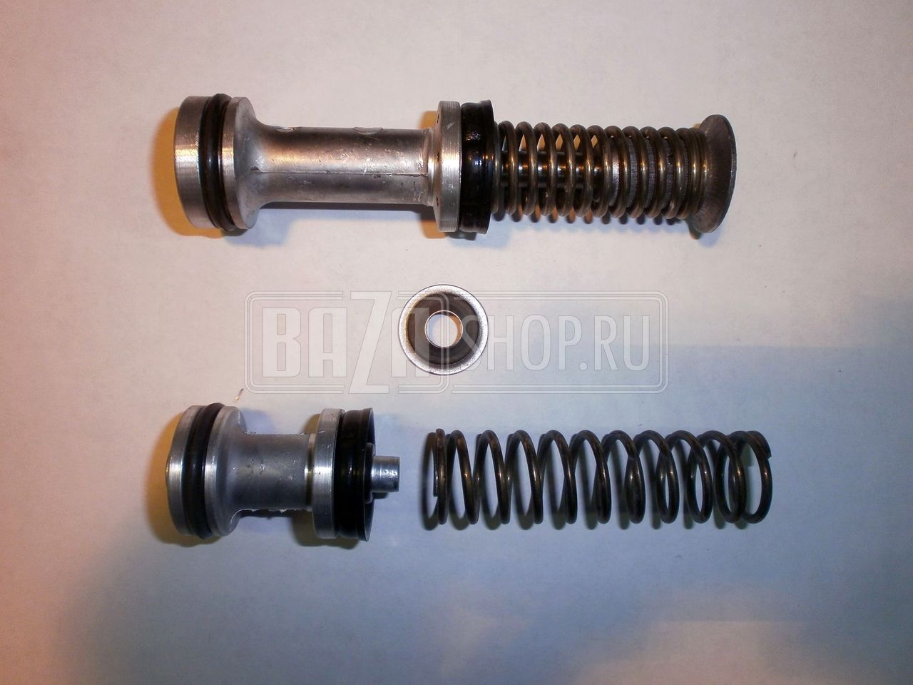 манжеты гтц газ 3110. манжеты на главный тормозной цилиндр. манжета уплотнительная главного тормозного цилиндра 2108. ремкомплект главного тормозного цилиндра уаз 469. манжеты на главный тормозной цилиндр.